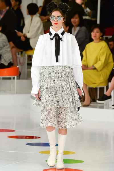 Look 68